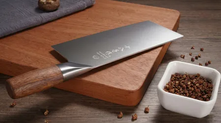 Shi Ba Zi Zuo 7-Inch Cleaver Review: The Authentic Chinese Vegetable Cleaver